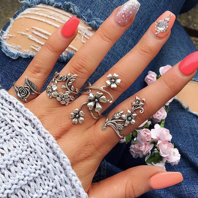 4Pcs/Set Vintage Ancient Silver Sen Vine Leaves Flower Rose Women Girl Charming Bohemia Antique Silver Color Floral Knuckle Ring 0 DailyAlertDeals