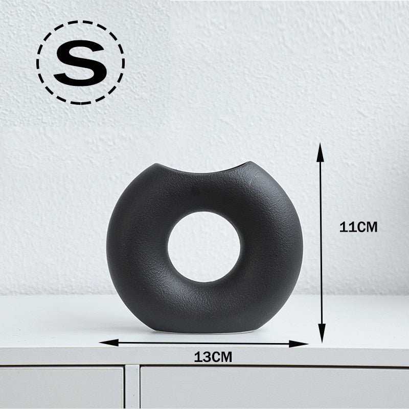 Nordic Modern Ceramic Vases for Decor Circular Hollow Donuts Vases for Flowers Pot Home Living Room Decoration Accessories Interior Office Desktop Decor Gift Vases DailyAlertDeals S - ban yue Hei  